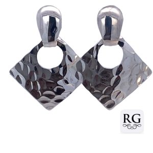 925 SQUARE HAMMERED DROP EARRINGS - 35X29 - 6.6g <br/>M12862