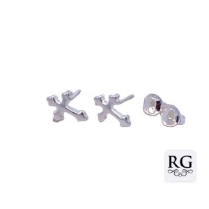 925 PLAIN SCALLOP ENDS CROSS STUDS - 9X7 - 0.46g <br/>M12898