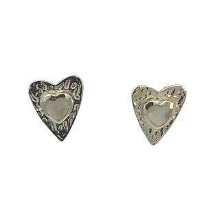 925 RND MOP ON ETCHED HEART STUDS - 11X9 - 1.8g <br/>M13015
