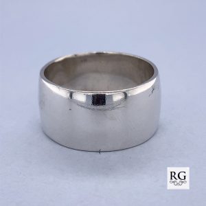 925 PLAIN D-SHAPE WED BAND - 12MM <br/>M13526
