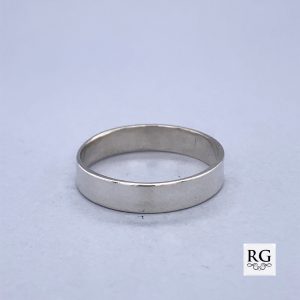 925 PLAIN FLAT WED BAND - 4MM <br/>M13539