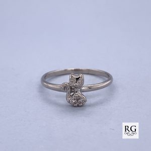 925 CZ PAVE SITTING CAT RING - 8MM <br/>M13542