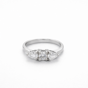 925 RND+PEAR 3 CZ CLAW SET RING - 5MM <br/>M13555