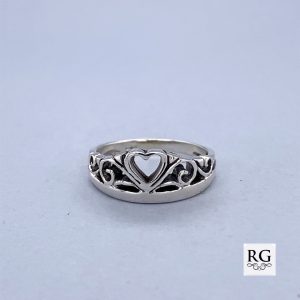 925 OXI OPEN CUT HEART CROWN RING - 7MM  <br/>M13625