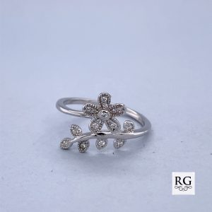 925 CZ PAVE DAISY+LEAF RING - 11MM - 1.4g