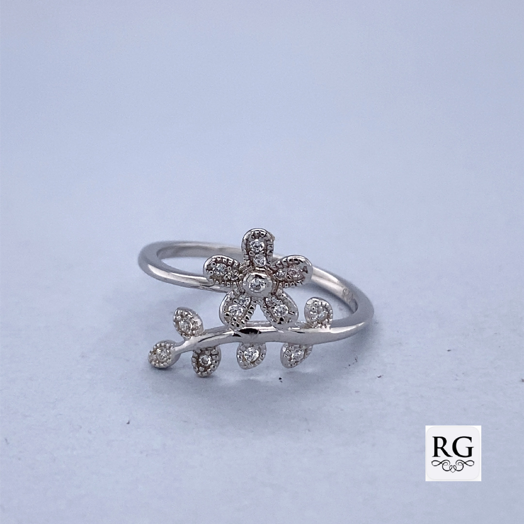 925 CZ PAVE DAISY+LEAF RING - 11MM - 1.4g