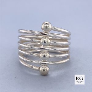 925 4 BALLS ON 7 STRAND RING - 20MM <br/>M13670