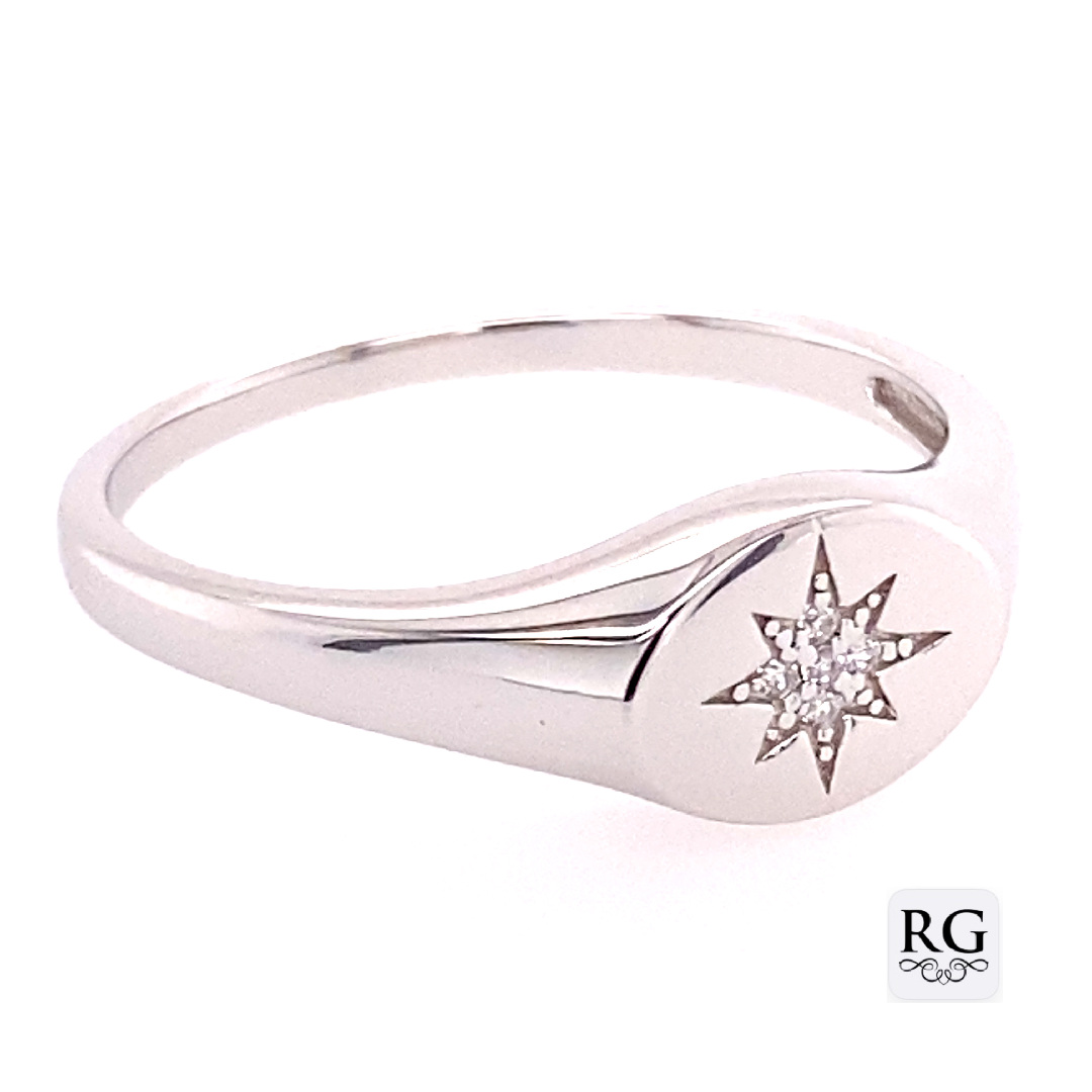 925 CZ PAVE BETHLEHEM STAR OVAL SIGNET RING - 8MM <br/>M13703 - Image 2