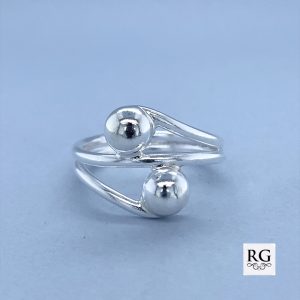 925 DBL HALF BALL OPEN SWIRL RING - 17MM <br/>M13812