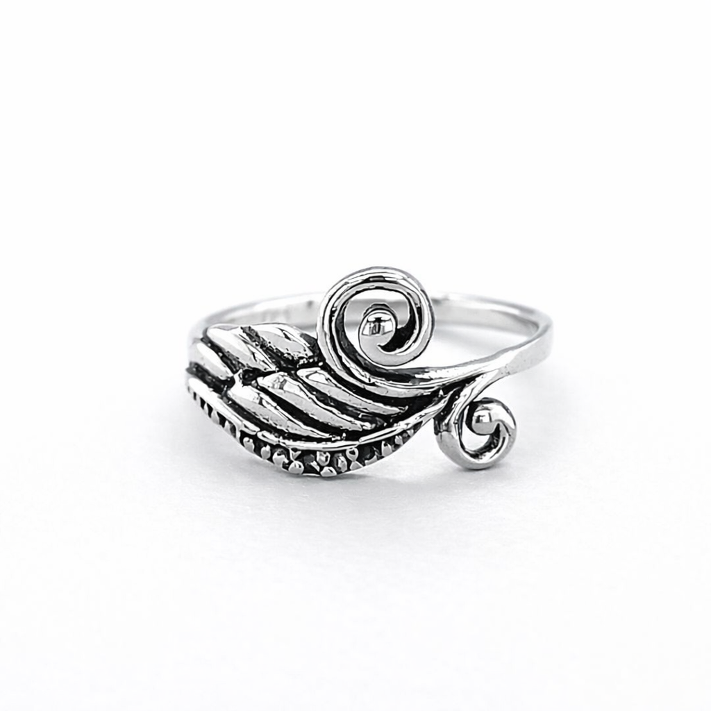925 OXI TWIRLY ANGEL WING RING - 11MM <br/>M13820