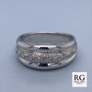925 CZ PAVE+DBL PLAIN TRIP BAND RING - 9MM <br/>M13874