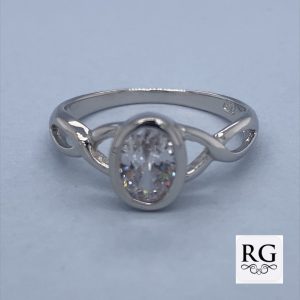 925 OVAL CZ TUBE SET OPEN CUT SHANK RING - 9MM <br/>M13880