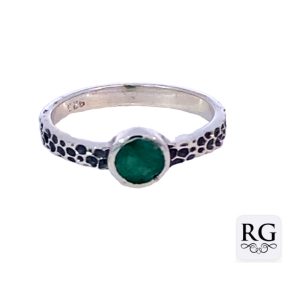 925 OXI RND GREEN AGATE VINTAGE RING - 6MM <br/>M14099
