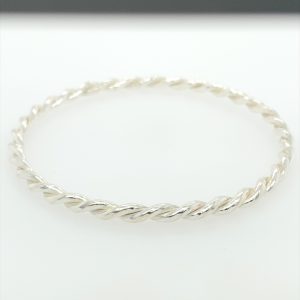 925 TWISTED ROPE BANGLE - 4MM  <br/>M18002