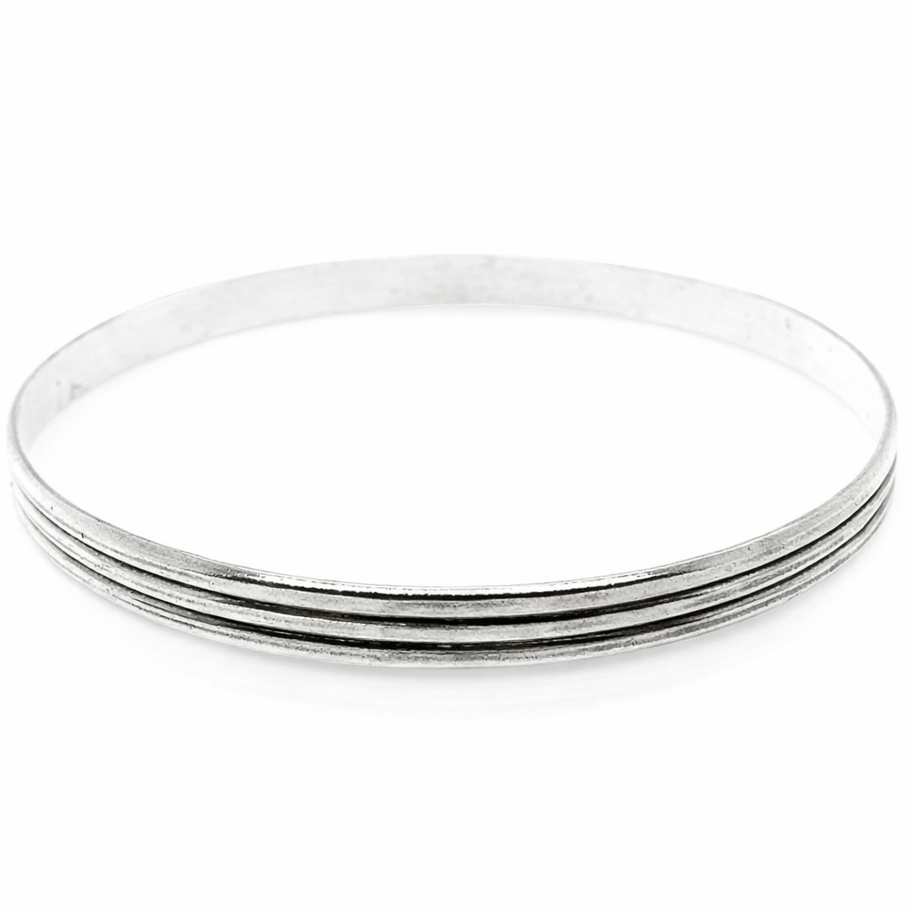 925 TRIP STRAND D-SHAPE BANGLE - 5MM <br/>M18007