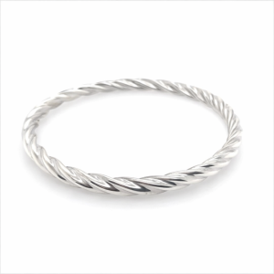 925 HOLLOW TWISTED ROPE BANGLE - 7MM  <br/>M18042