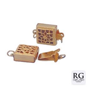 BRASS NICKEL FREE GOLD PL SQ FIL CLASP - 1 EYE <br/>M20044